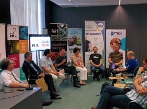 ISPs discussing IPv6
