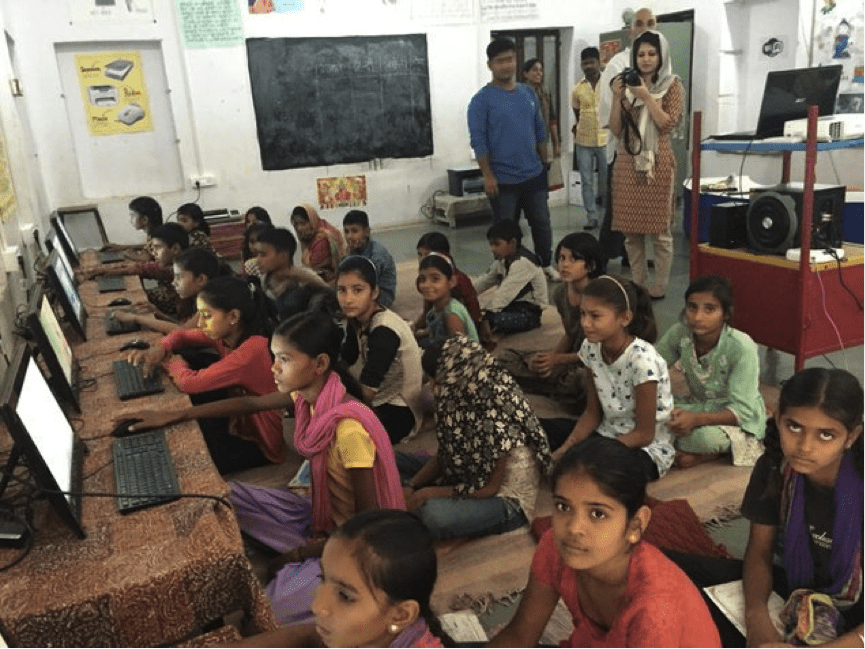 Experiencing the Internet’s Role in Community Empowerment Thumbnail