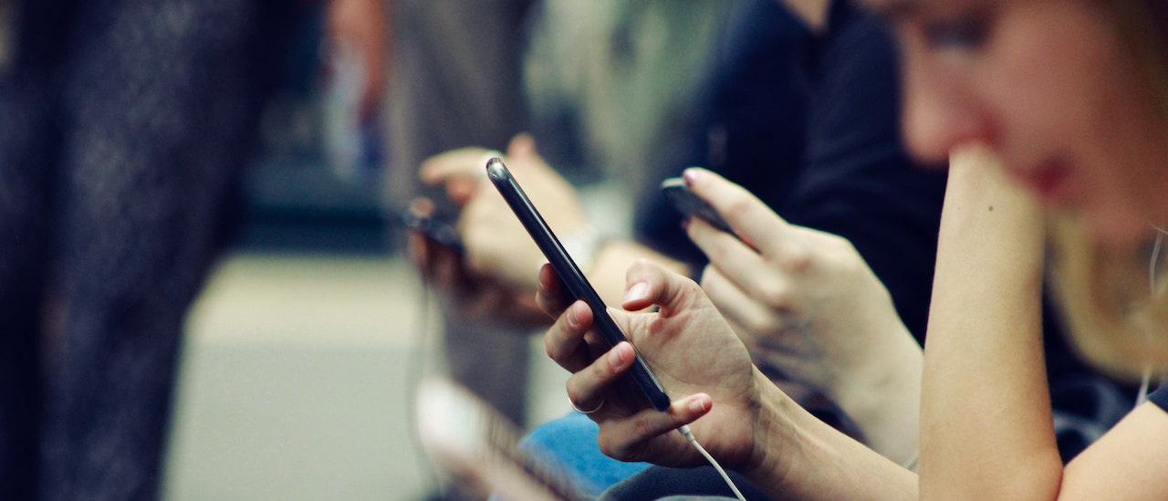 La crise des réseaux sociaux entraîne un déclin continu de la liberté de l&rsquo;Internet dans le monde Thumbnail