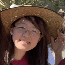 Esther Jang headshot