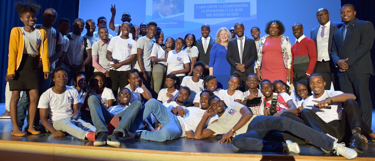 Réseaux communautaires : Améliorer la connectivité pour tous en Haïti Thumbnail
