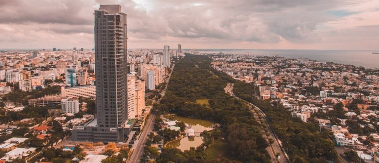 En République dominicaine, IX.DO commence à émettre discrètement, avec plusieurs membres engagés