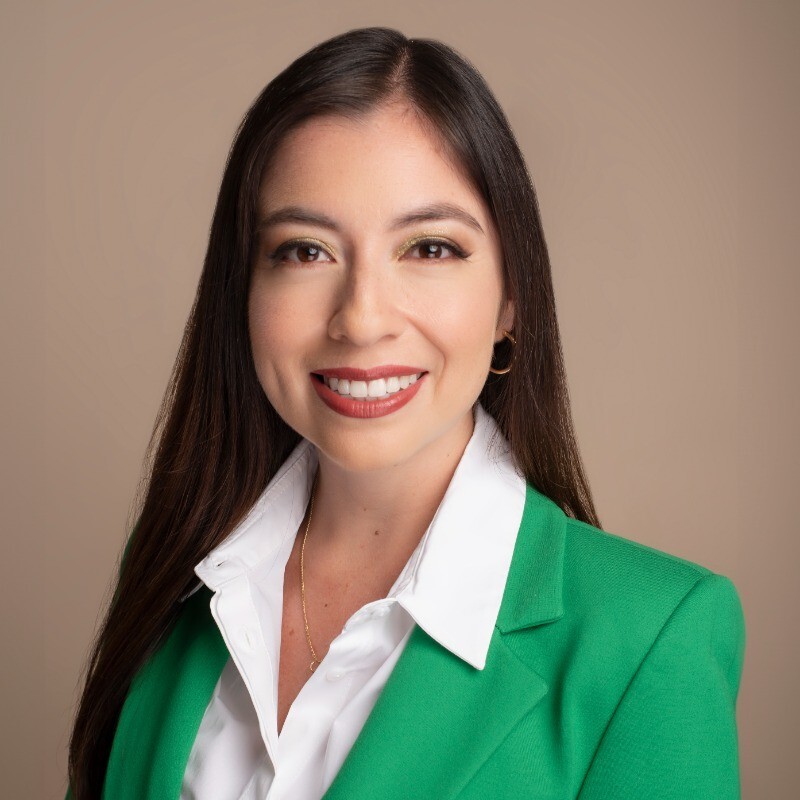 A headshot of Paola Galvez